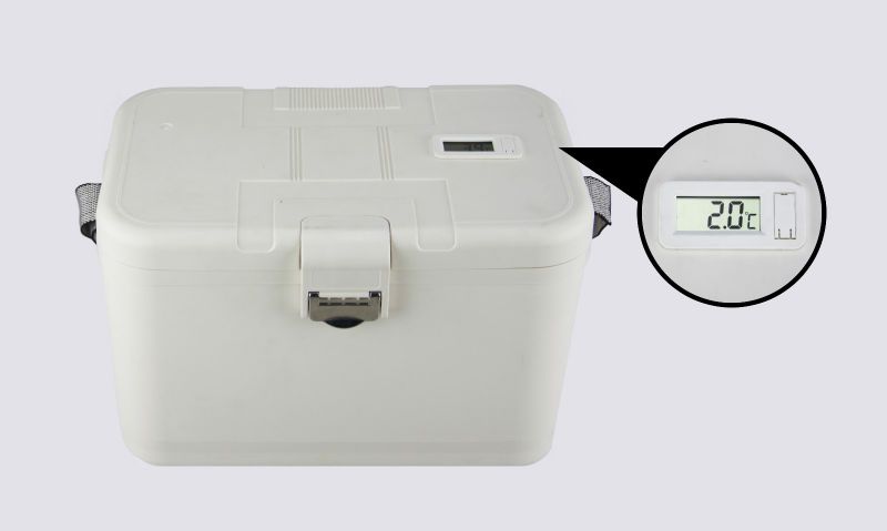 8 Litre Nomad Medical Cool Box with Hard Gel Packs